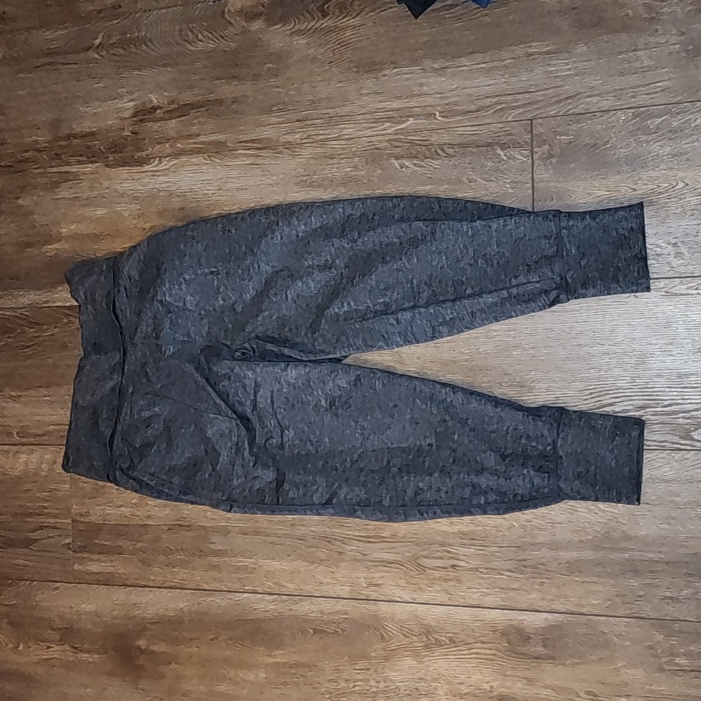 American Eagle Joggers Size M Gray